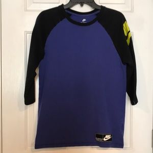 Nike T-shirt